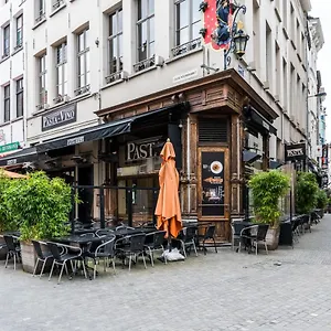 beautiful-appartment-in-the-heart-of-antwerp.brusselshotelsbook.com/